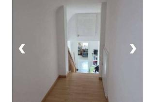 Wohnung mieten in Zeppelinstr. 26, 78315 Radolfzell, Helle 4-Zimmer-Wohnung im 3. OG mit Garage in Radolfzell