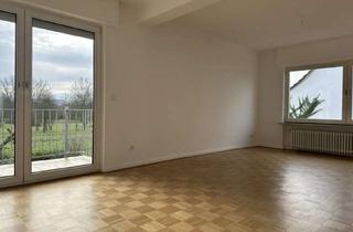 Wohnung mieten in 56070 Kesselheim, Attraktive 4-Zimmer-Wohnung mit Balkon und Garage