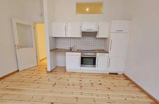 Anlageobjekt in Eberswalder Straße 20, 10437 Prenzlauer Berg, Stuckaltbau im Kastanienkiez mit Terrasse - sofort verfügbar