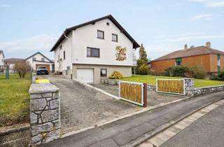 Haus kaufen in 35510 Butzbach, Familien aufgepasst! Komplett frei verfügbar ab 1.4.2026: Gepflegtes Mehrparteienhaus in Ebersgöns