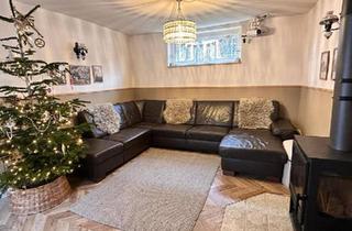 Haus kaufen in 67361 Freisbach, Freisbach - 2 Wohnhäuser, große Scheune zum ausbauen mit Garten auf 740m²