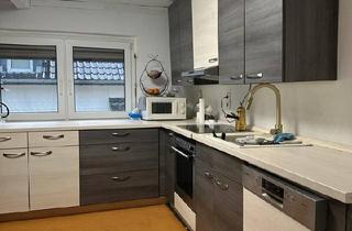 Haus kaufen in 98724 Neuhaus, Neuhaus am Rennweg - Attrnativer, möbliertes Haus mit fünf Zimmern