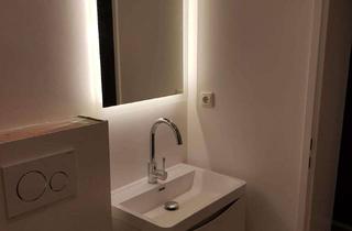 Wohnung kaufen in 47051 Altstadt, Barrierefreie und attraktive 2-Zimmer Wohnung im 4. OG mit Balkon in Duisburg Altstadt