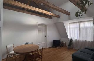 Wohnung mieten in Blumenstraße 39, 90762 Fürth, Stilvolle 2-Zimmer-DG-Wohnung mit gehobener Innenausstattung in Fürth