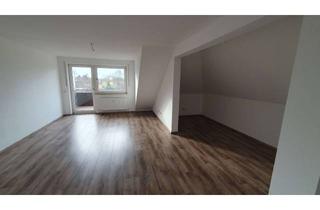 Wohnung mieten in 47229 Friemersheim, Renovierte 1,5-Zimmer-Dachgeschosswohnung mit großem Balkon und Garage in Duisburg-Friemersheim