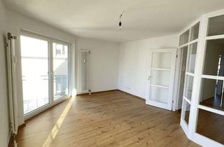 Wohnung mieten in 72108 Rottenburg, Komplett renovierte 2-Zimmer-Wohnung mit Balkon im 1. OG in Rottenburg am Neckar