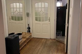 Wohnung mieten in Mittelstraße 14, 70180 Süd, Helle 3-Zimmer Wohnung im 3. OG mit Balkon in Stuttgart-Süd