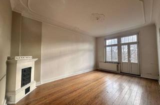 Wohnung mieten in Overbeckstraße 17, 23564 St. Jürgen, Helle 4-Zimmer-Altbau-Wohnung mit zwei Balkonen in Lübeck-St. Jürgen