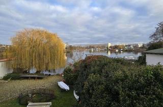 Wohnung mieten in 12555 Köpenick, Wohnen am Wasser: Lichtdurchflutete 2-Zimmer-Wohnung mit zwei Wintergärten & Steg
