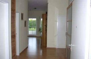 Wohnung mieten in Goldregenweg, 41844 Wegberg, exklusive Studio Dachgeschoss Wohnung mit Südbalkon