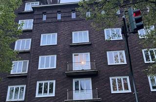 Wohnung mieten in Uerdingerstrasse 21, 40474 Golzheim, Elegante möbilierte 2-Zimmer Wohnung mit Balkon im 3. OG in Düsseldorf-Golzheim