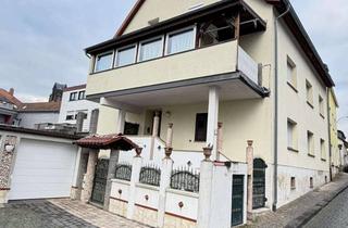 Haus kaufen in 66113 Saarbrücken, komplett saniertes Dreifamilienhaus in Saarbrücken-Malstatt