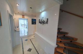 Einfamilienhaus kaufen in 91330 Eggolsheim, Charmantes Einfamilienhaus mit großzügigem Garten und praktischer Doppelgarage