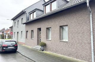 Haus kaufen in 41542 Dormagen, Mehrgenerationenhaus oder Kapitalanlage: zwei großzügige Häuser mit Potenzial in top zentraler Lage