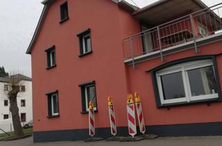 Haus mieten in Moselufer 12, 54338 Schweich, Charmantes Einfamilienhaus in Schweich mit Moselblick und Terrasse