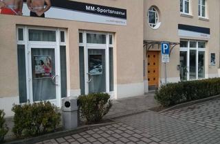 Gewerbeimmobilie kaufen in 14532 Kleinmachnow, Barrierefreie Praxis-, Büro- oder Einzelhandelsräume - provisionsfrei