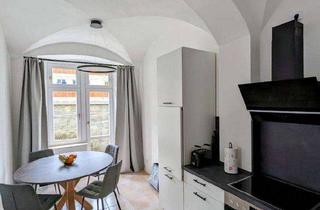 Wohnung kaufen in Gartenstraße, 88662 Überlingen, Helle Traumwohnung in seenaher Lage mit Garage