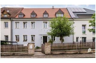 Wohnung kaufen in 90482 Laufamholz, Wohnen & Arbeiten in Bestlage: 4-Zimmer-Dachgeschosswohnung mit Ausbaureserve in Laufamholz