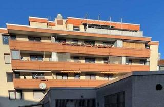 Wohnung kaufen in 75177 Nordstadt, Mit dem Lift bis vor die Wohnungstür! Etagenwohnung mit 2 großen Loggien und TG-Stellplatz