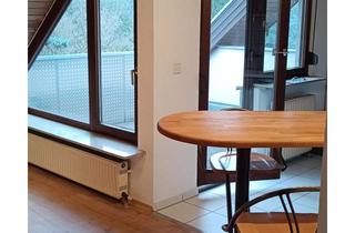 Wohnung mieten in 74074 Heilbronn, Gemütliche 2-Zimmer-Dachgeschosswohnung mit Loggia & Garage – 74074 Heilbronn