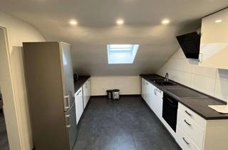Wohnung mieten in 64625 Bensheim, Attika-Wohnung mit 3 Zimmern, 63m² in Bensheim, voll renoviert