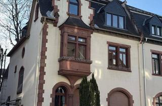 Wohnung mieten in 60325 Westend-Süd, Exclusive Altbauwohnung (Maisonette) in bester Westendlage, Parkett, EBK, großes Bad, Dachterrasse!