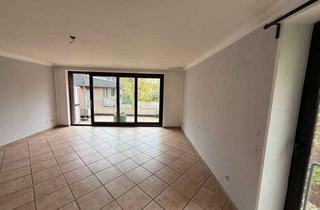 Wohnung mieten in 40667 Meerbusch, Helle, renovierte 3-Zimmer-Whg. mit Balkon & EBK – 92 m² in Meerbusch (1. Etage)