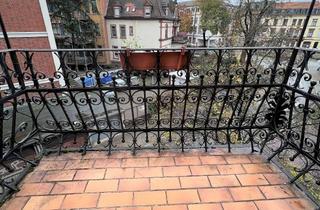 Wohnung mieten in 68159 Mannheim, **4er-WG aufgepasst! Sanierte 4 Zimmer Altbauwohnung + Einbauküche + Balkon + Gäste WC**