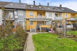 Reihenhaus kaufen in 93073 Neutraubling, VERKAUFT - Großzügiges Reihenhaus mit Charme, Licht und viel Platz für die ganze Familie!