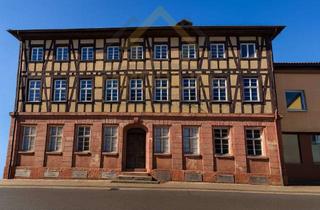 Mehrfamilienhaus kaufen in Hauptstraße 21, 63924 Kleinheubach, Fast 1.000 m² Spielraum. Sechs Wohneinheiten. Der Rest ist Vorstellungskraft - EINZIGARTIG !