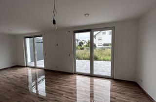 Haus mieten in Heinrich-Hertz-Straße, 68647 Biblis, Einfamilienhaus (RH) mit 5 Zimmern in Biblis