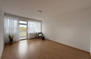 Wohnung kaufen in Ermslebener Weg, 10713 Berlin, Helle bezugsfreie 2-Zimmer-Wohnung mit Westbalkon in Top- Lage: Ideal für Selbstnutzer oder Anleger