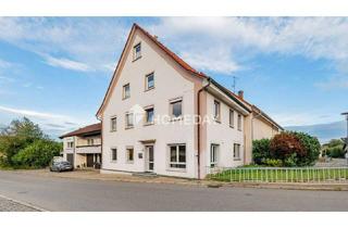 Haus kaufen in 88356 Ostrach, Ostrach OT Burgweiler - Solides Zweifamilienhaus mit Garten, Dachterrasse und durchdachter Raumaufteilung