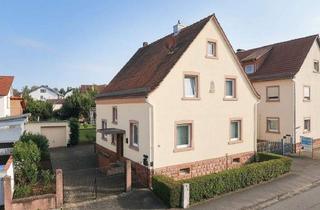 Einfamilienhaus kaufen in 63762 Großostheim, Großostheim - Familientraum in Großostheim: Großes Haus mit 7 Zimmern, Garage und Gartenparadies in Top-Lage