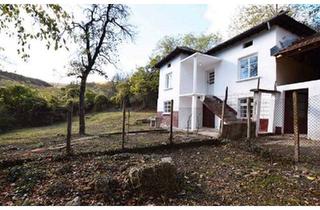 Haus kaufen in 79809 Weilheim, Weilheim - Haus mit Grundstück in Bulgarien