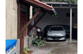 Wohnung kaufen in 88131 Lindau, Lindau (Bodensee) - 3 vermietete Wohnungen mit Garage und Garten