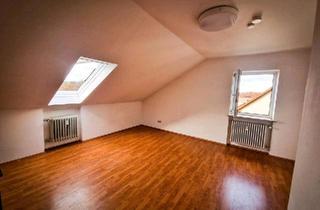 Wohnung kaufen in 85276 Pfaffenhofen, Pfaffenhofen an der Ilm - 3-Zimmer-Dachgeschosswohnung in PfaffenhofenZentrum
