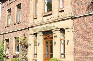 Wohnung kaufen in 44227 Dortmund, Dortmund - Exklusive Dachgeschosswohnung im barocken Herrschaftshaus - Wohnträume über den Dächern Dortmunds