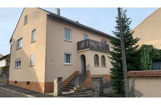 Haus kaufen in 97294 Unterpleichfeld, Unterpleichfeld - Großes 2 Fam Haus mit ausgebautem DG, 10 Zimmer, viel Potenzial