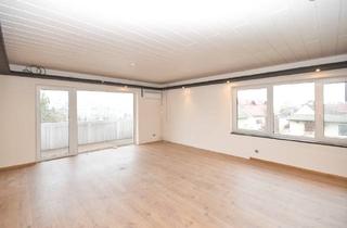 Wohnung kaufen in 65527 Niedernhausen, Modernisierte Wohnung mit Luxus-Bad, XL‑Küche und Fernblick