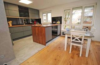 Wohnung kaufen in 86156 Kriegshaber, TOP renovierte 3 - Zimmer - Erdgeschosswohnung mit Garten