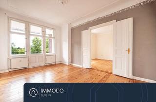 Wohnung kaufen in Schloßpark Lichterfelde, 12207 Lichterfelde, ⭐️ Familien-Traum am Schlosspark Lichterfelde: Großzügige 4-Zi Altbau Wohnung mit Stuck & Balkon