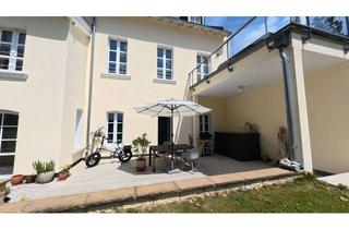 Wohnung kaufen in Godorfer Burg 13, 50389 Wesseling, ++TOP 2 ZKB Erdgeschoss++barrierefrei++große Terrasse++hohe Decken++Tageslichtbad++Fußbodenhz