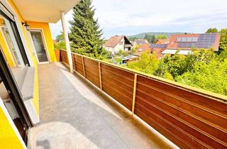 Wohnung kaufen in Stufenburgstraße 10, 96148 Baunach, Ohne Provision, mit großem Balkon und Carport - Renovierte 5-Zimmer EG-Wohnung