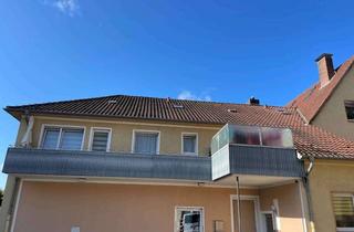 Wohnung kaufen in 33647 Brackwede, Große Wohnung mit Balkon und großer Ausbaureserve in BI-Brackwede-Zentrum!
