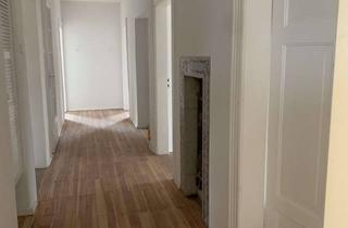 Wohnung mieten in 93055 Ostenviertel, Großzügige 4-Zimmer Altbauwohnung mit Dachterrasse, Balkon und Garten in Regensburg-Ostenviertel