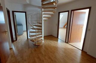 Wohnung mieten in Industriesiedlung 10, 08427 Fraureuth, Tolle Maisonette in ruhiger Lage