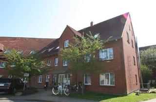 Wohnung mieten in Langemarckstr. 60, 24340 Eckernförde, Öffentlich geförderte 2,5 Zimmer Dachgeschosswohnung