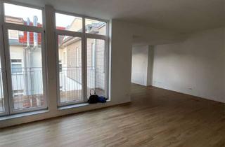 Wohnung mieten in 10435 Prenzlauer Berg, Exklusive DG-Wohnung am beliebten Kollwitzplatz