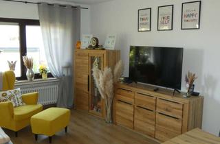 Wohnung mieten in Uhlandstraße 42, 58513 Lüdenscheid, Helle 3-Zimmer-Wohnung mit Balkon, Gartenmitbenutzung und großem Stauraum in ruhiger Wohnlage